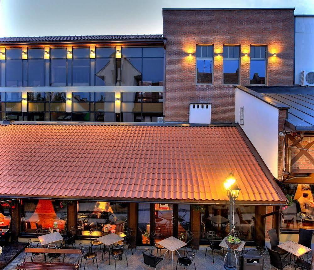 Hôtel Friedricho Pasazas à Klaipėda Extérieur photo